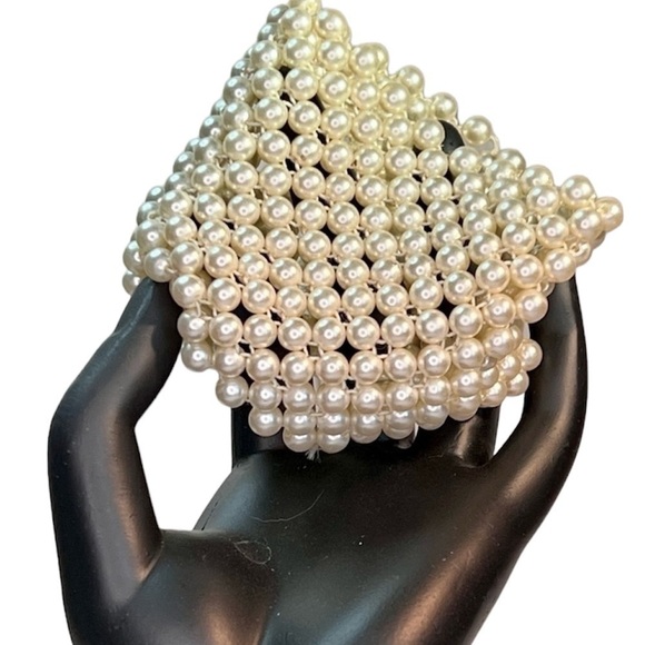 Vintage Faux Pearl Wide Stretch Bracelet Button Cuff - Picture 1 of 5